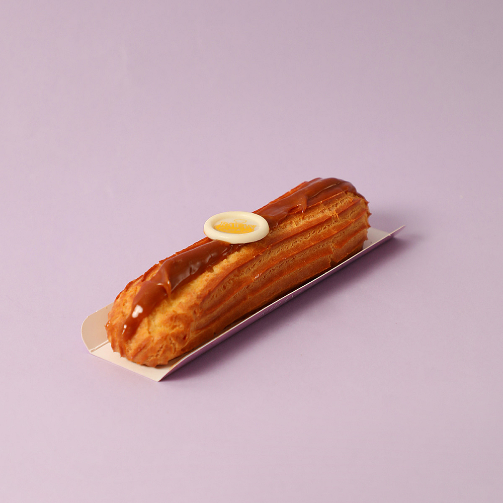 Eclair Custard Covered with Caramel 