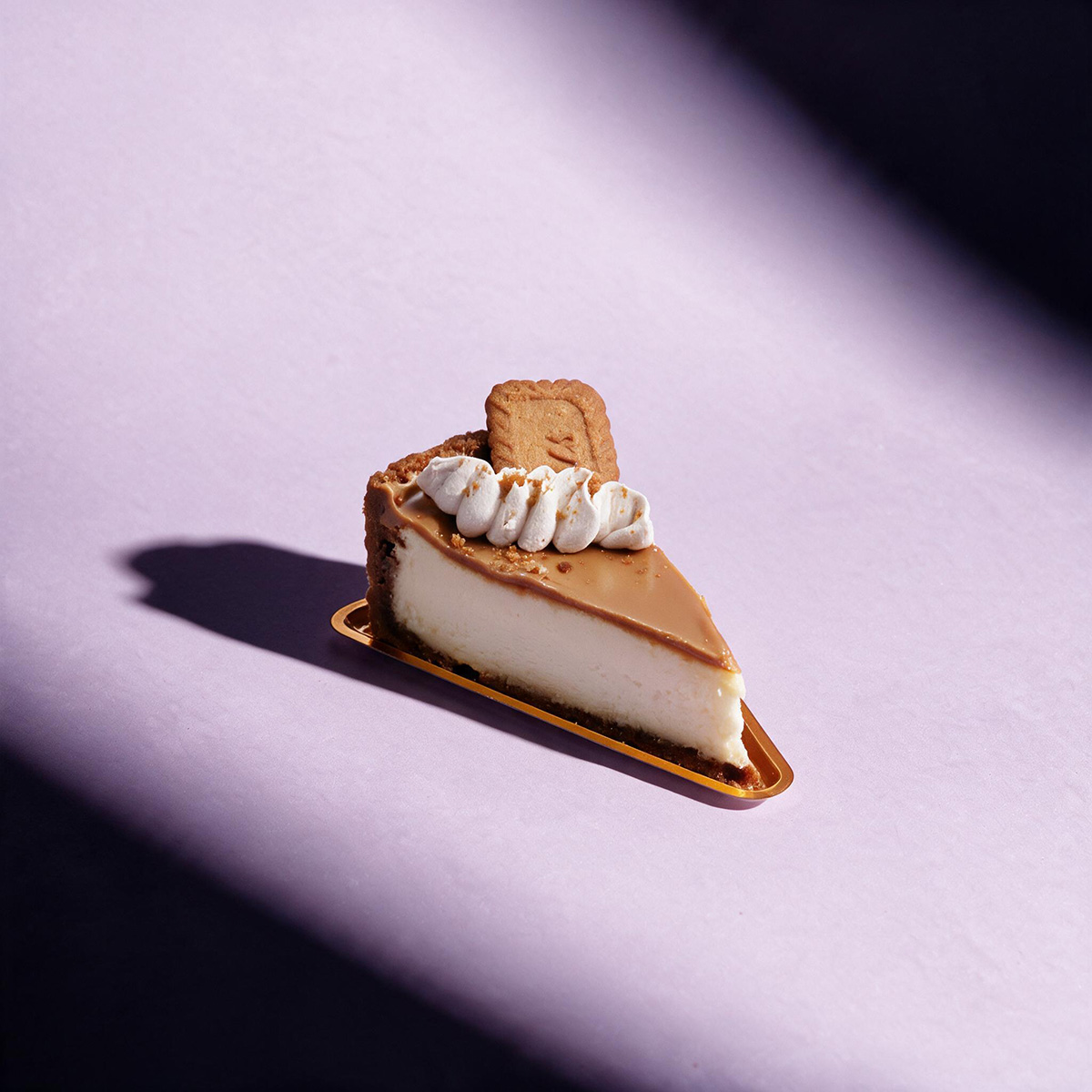 Baked Lotus Cheesecake Pieces