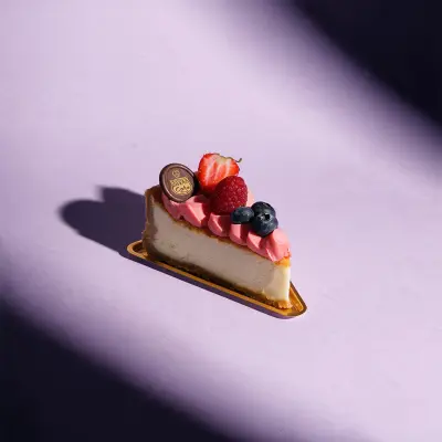 Mixed Berries Baked Cheesecake pieces