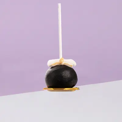 Graduation Cake Pops 4