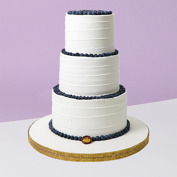 Engagements &amp; Weddings 32