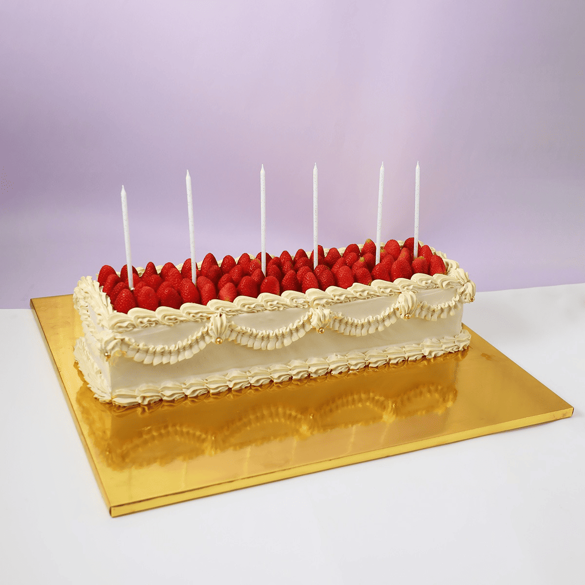 Strawberry Vintage Cake
