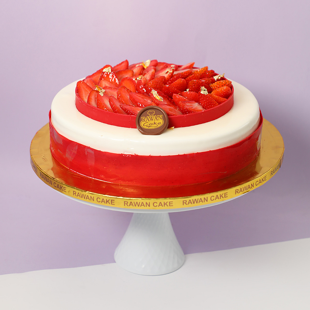 Strawberry Mousse Cake