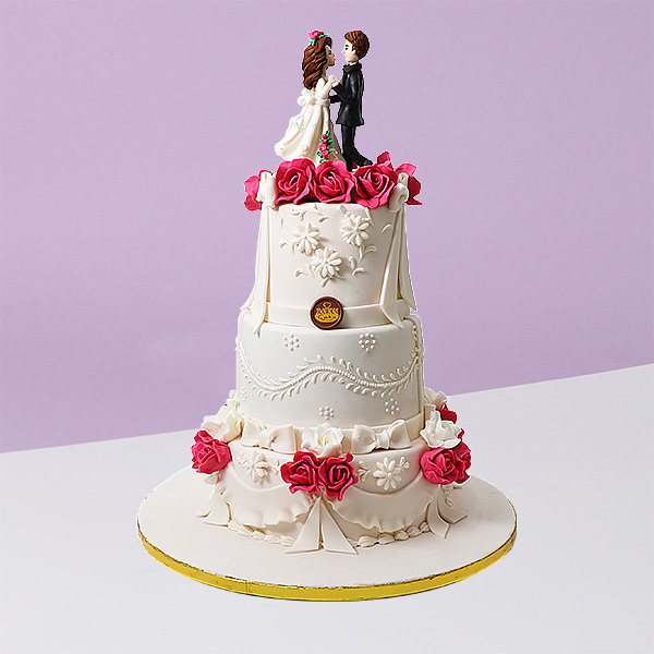 Engagements &amp; Weddings 31