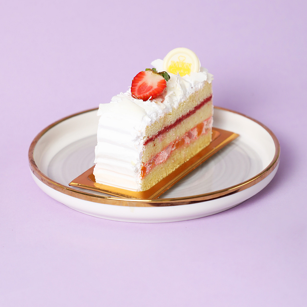 White Forest Cake Pieces 