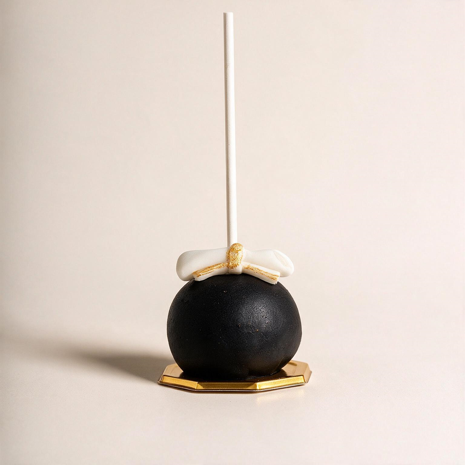 Graduation Cake Pops 4