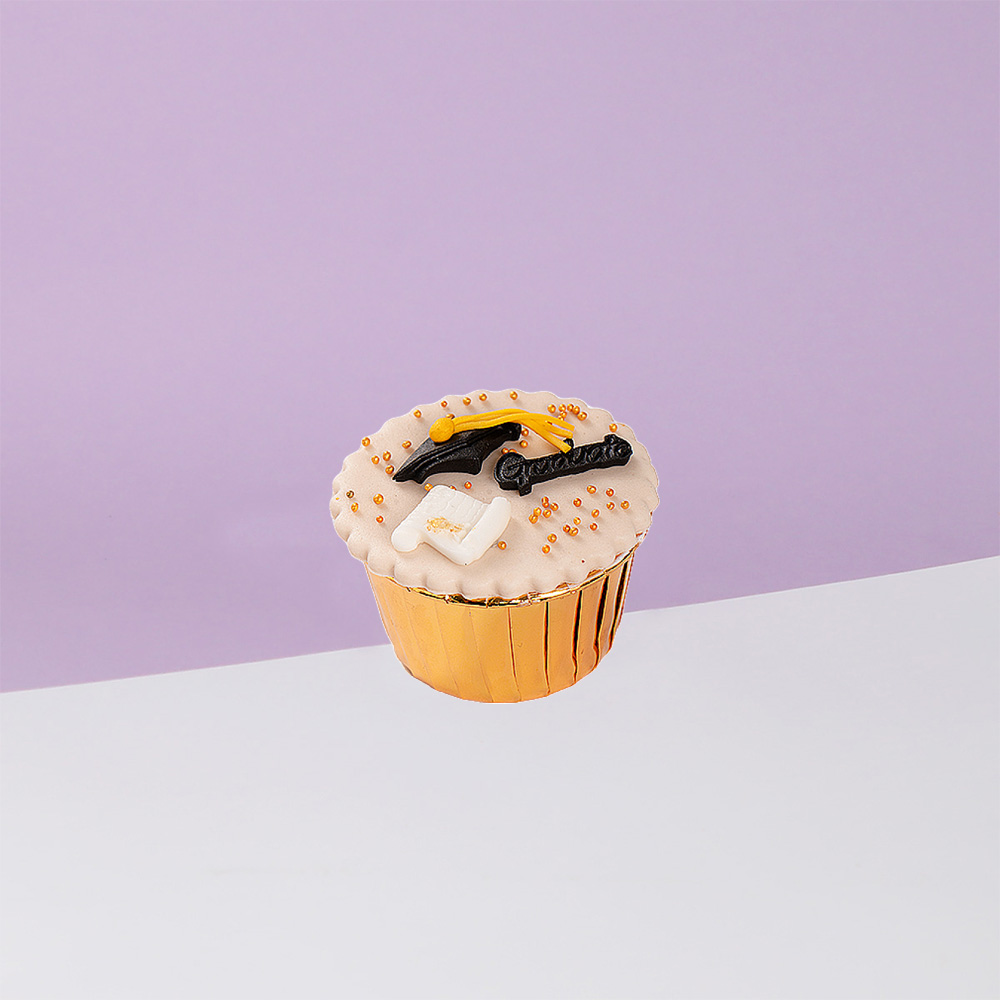 Graduation Cupcake 2