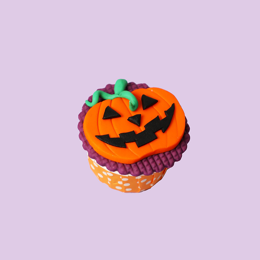 Halloween Cupcake 1
